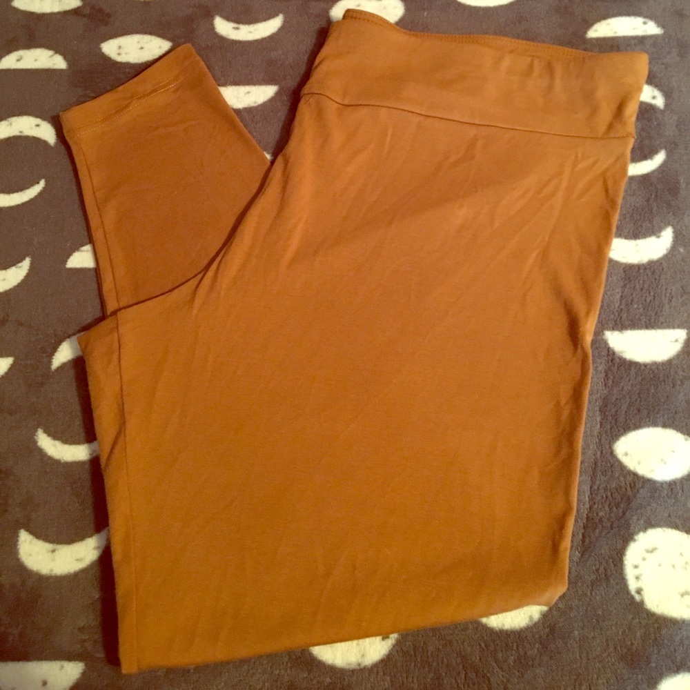 Time and True Plus Size Leggings